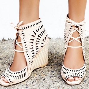 Jeffrey Campbell Rodillo high wedge